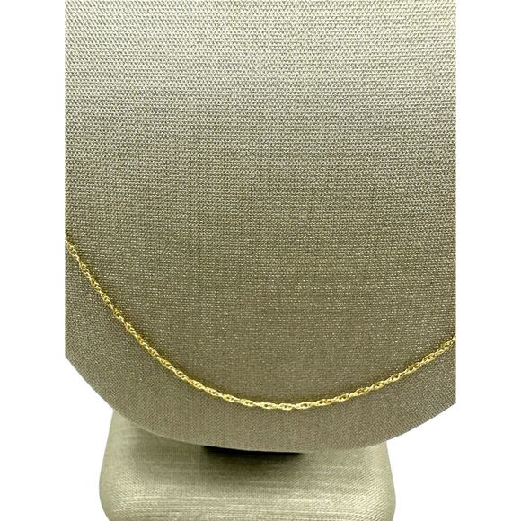 14K Yellow Gold Thin Chain (16675) - Picture 4 of 7